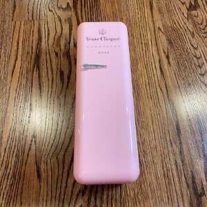 Veuve Clicquot Champagne Rosé Pink Insulated Bottle Cooler Case